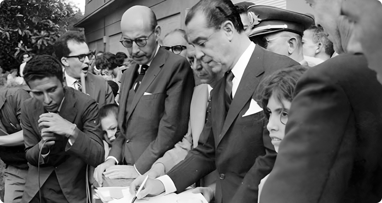 A história da UFG através de imagens